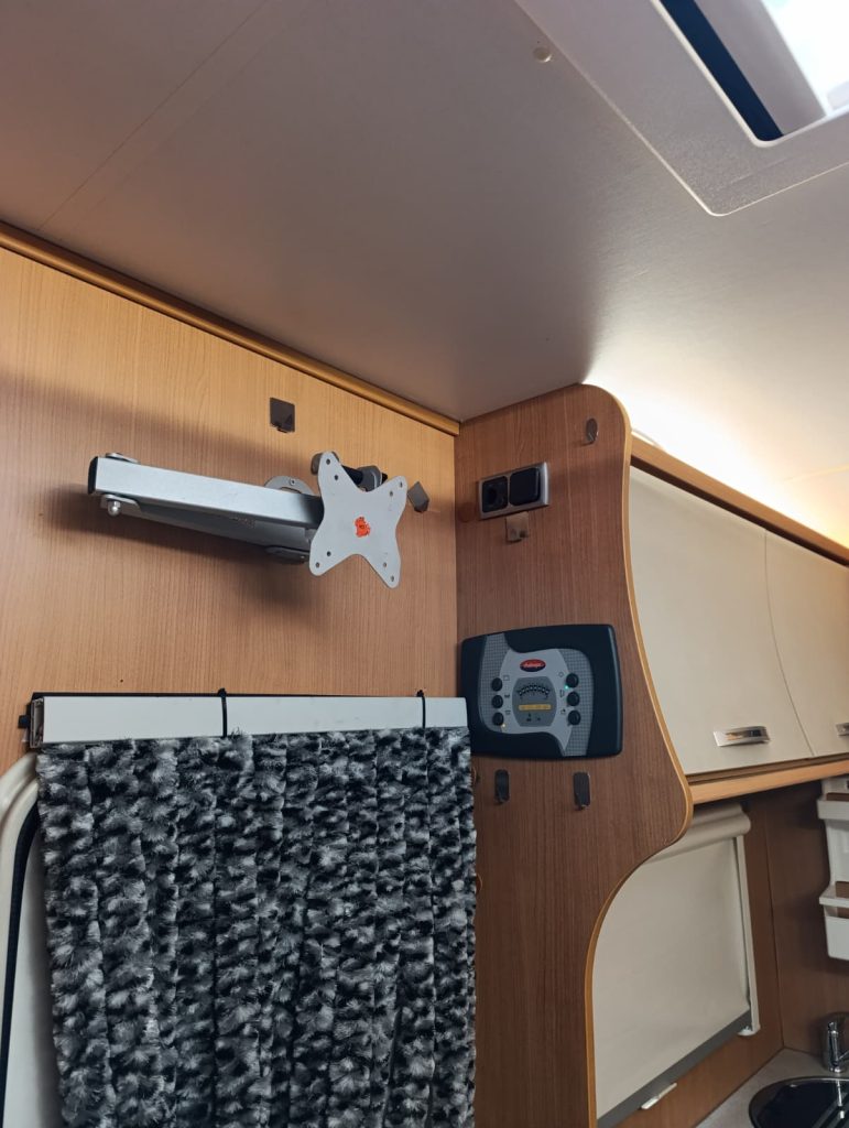 CHALLENGER GENESIS 43 GF