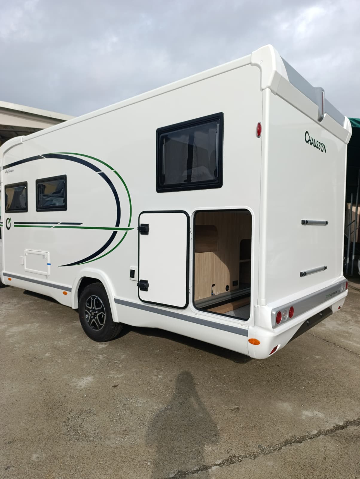 Accessori camper indispensabili: cosa non deve mancare